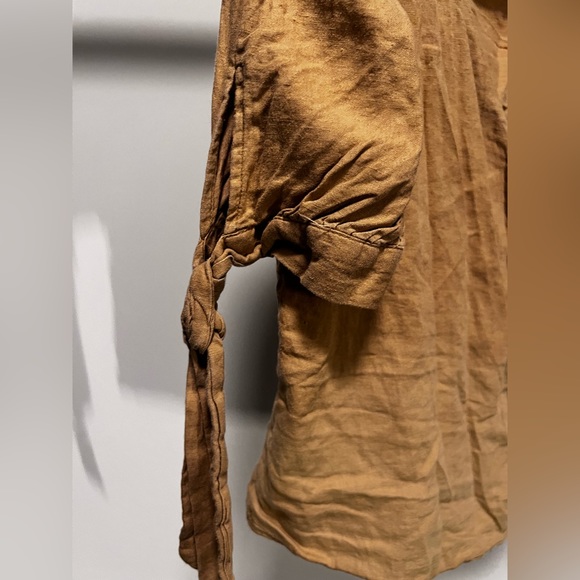 Short Sleeve Pheasant Blouse - Picture 4 of 4